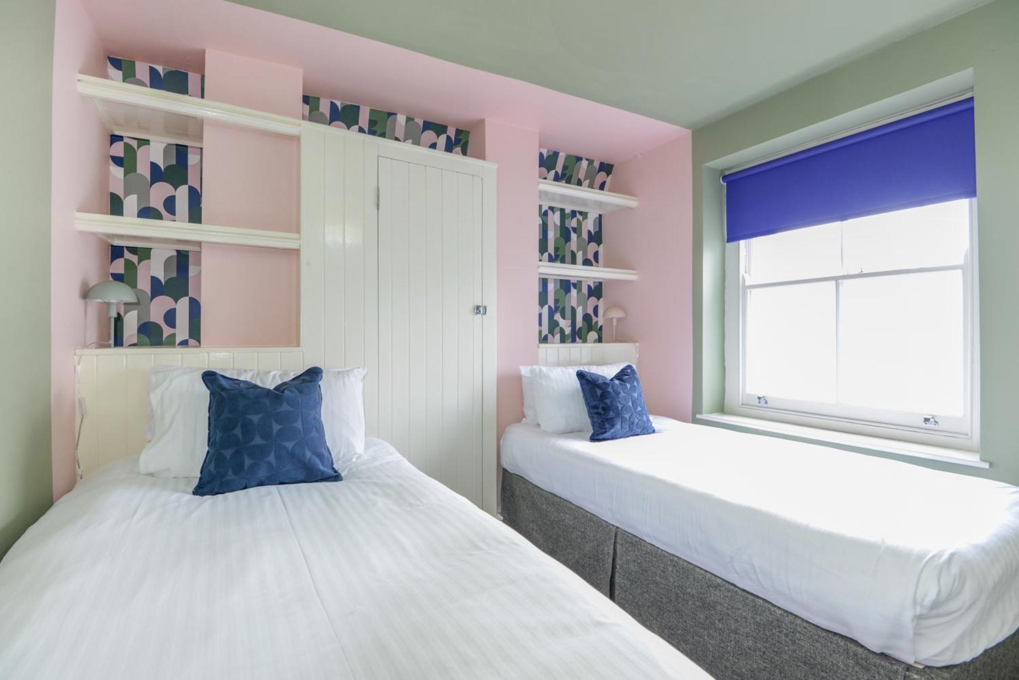 Harbour Court Plymouth - Free Parking - Tucked Away On The Barbican With Courtyard - By Ocean City Retreats エクステリア 写真